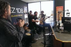 Radio CHEZ 106 Radio CHEZ 106